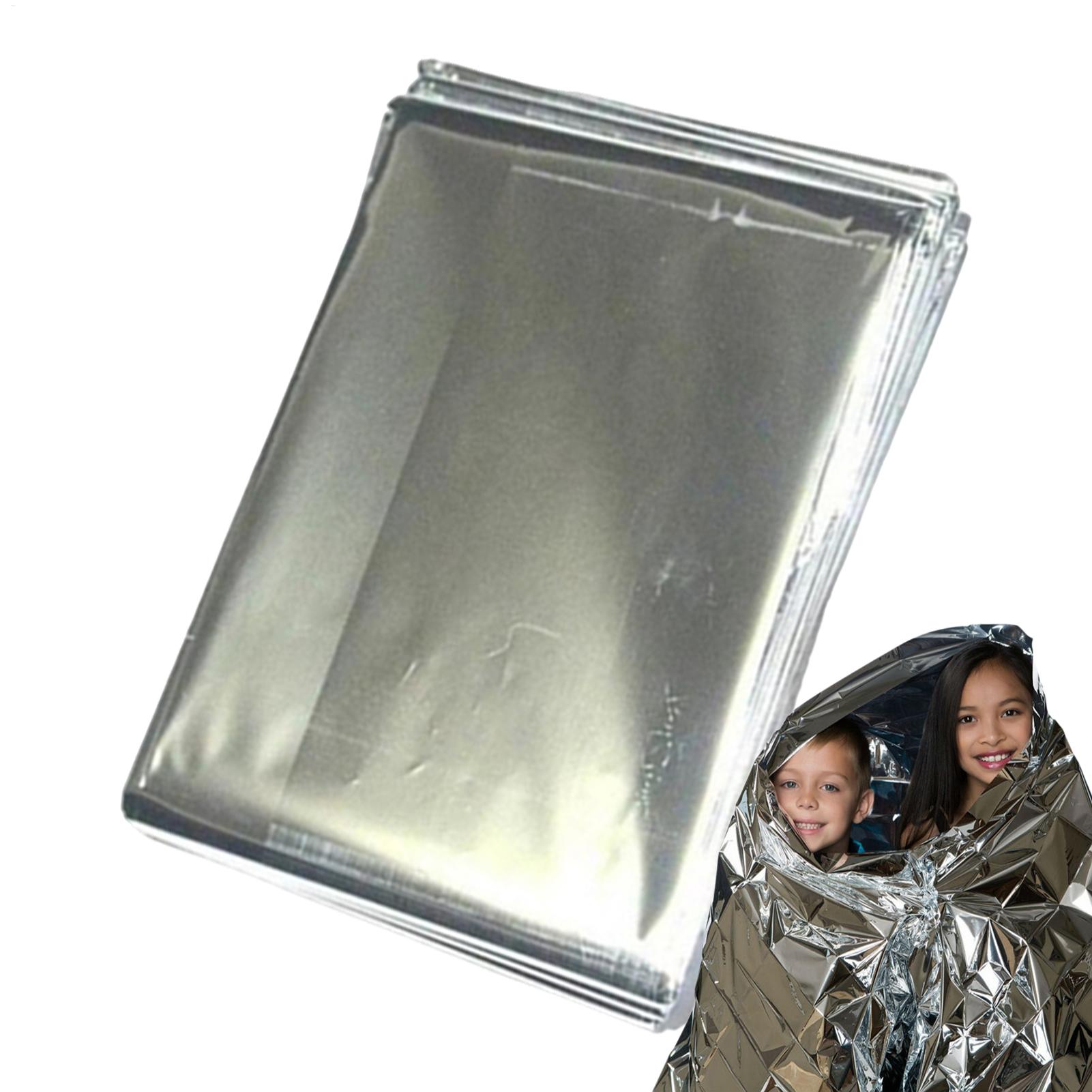 بطانية طوارئ حرارية للاستخدام  - مراجعة First Aid Bag Kit وسعره
