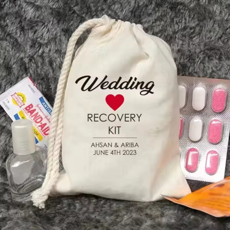 24 قطعة من مجموعة الإسعافات ال - مراجعة First Aid Bag Kit وسعره